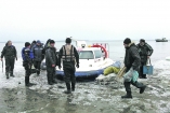 19 рыбаков едва не погибли на дрейфующей льдине